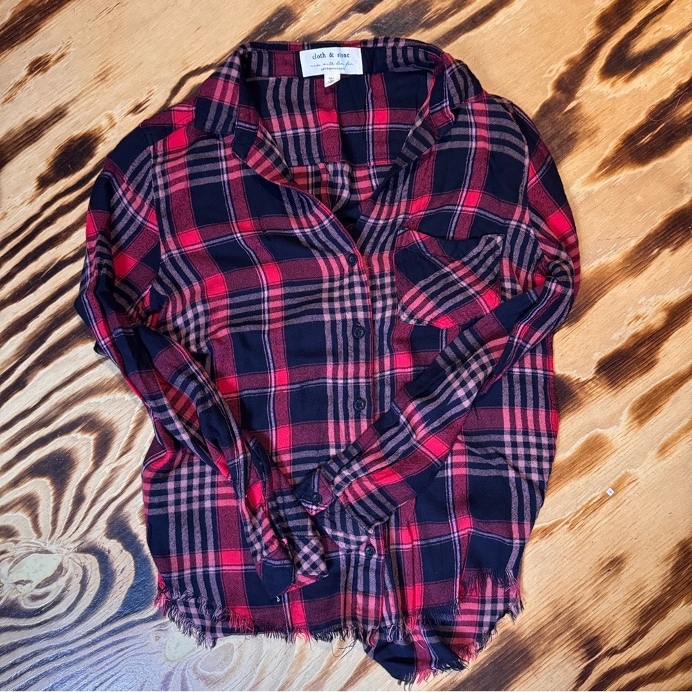 Cloth & Stone by Anthropology Red‎ and Navy Plaid Shirt